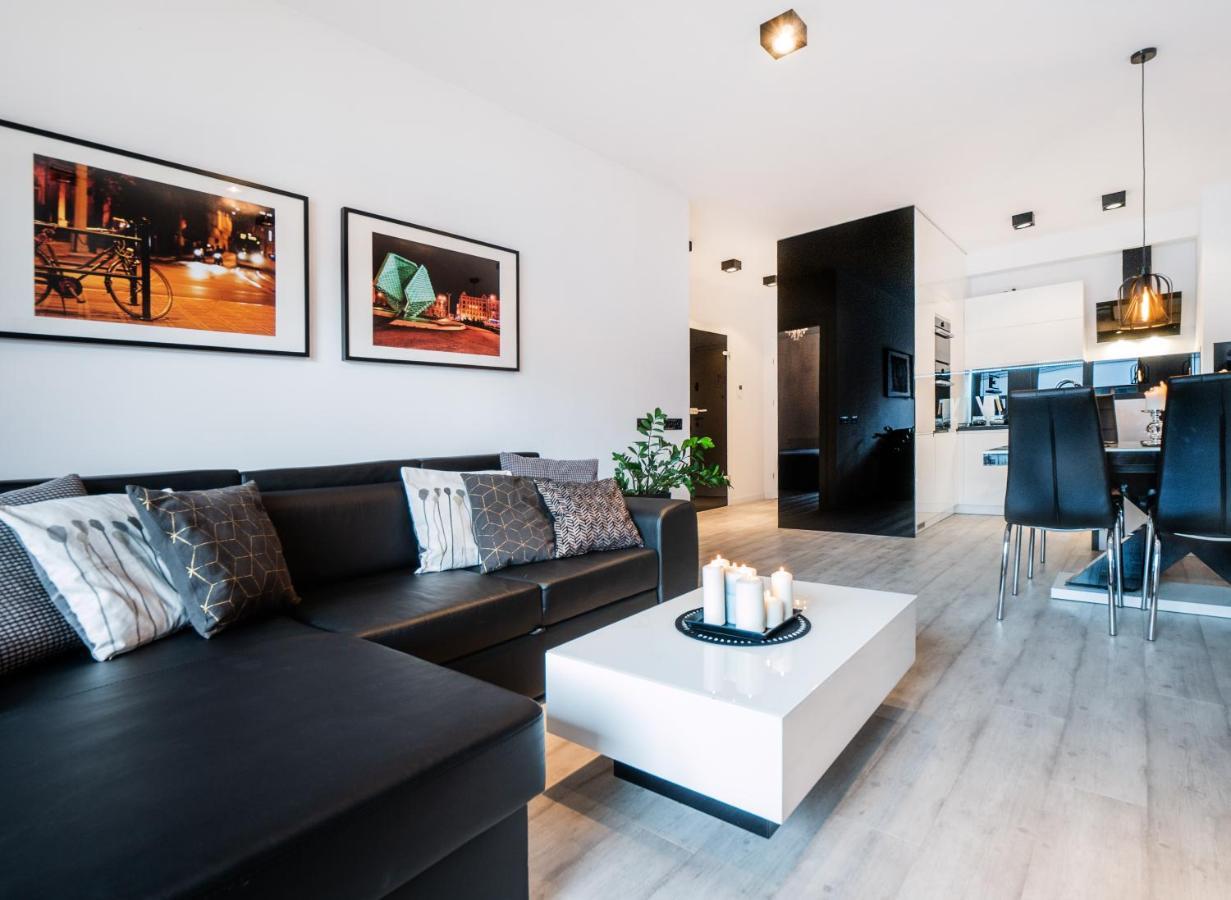 Apartamenty Homely Place Casa Verona - Stary Rynek - Parking Poznan Exterior foto