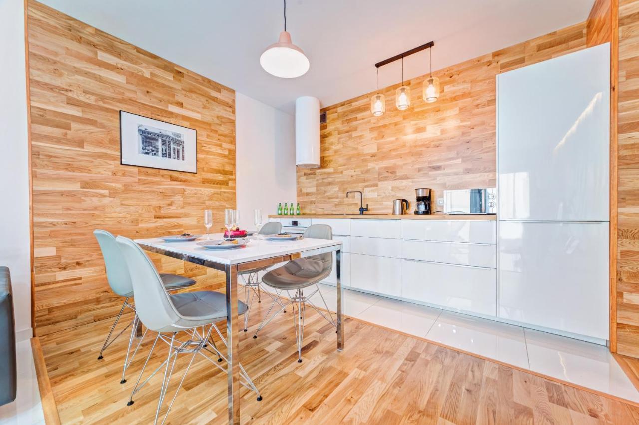 Apartamenty Homely Place Casa Verona - Stary Rynek - Parking Poznan Exterior foto