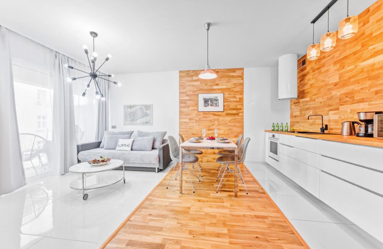 Apartamenty Homely Place Casa Verona - Stary Rynek - Parking Poznan Exterior foto