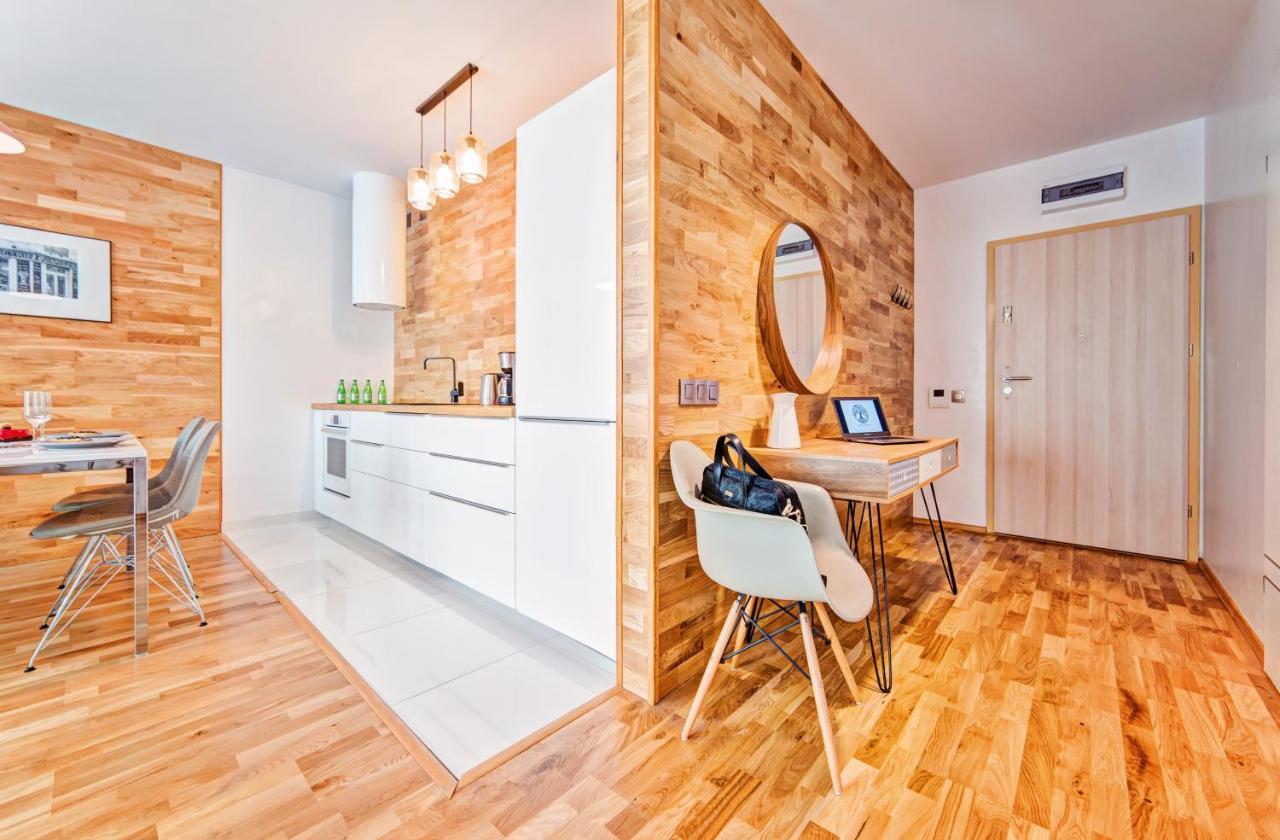 Apartamenty Homely Place Casa Verona - Stary Rynek - Parking Poznan Exterior foto